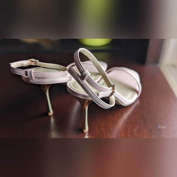 Rose and Gold Heels - Picture 3 of 5